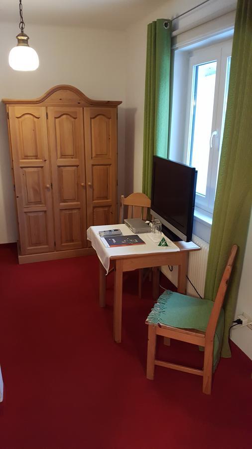 Landgasthof Steinmuehl Hofbauer Fruehstueckspension Und Campingplatz Waidhofen-Ybbs Dış mekan fotoğraf